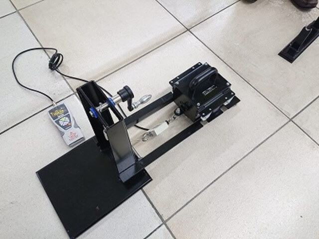 施設管理者が知っておきたい滑り抵抗係数（CSR）報告書の読み方と活用法